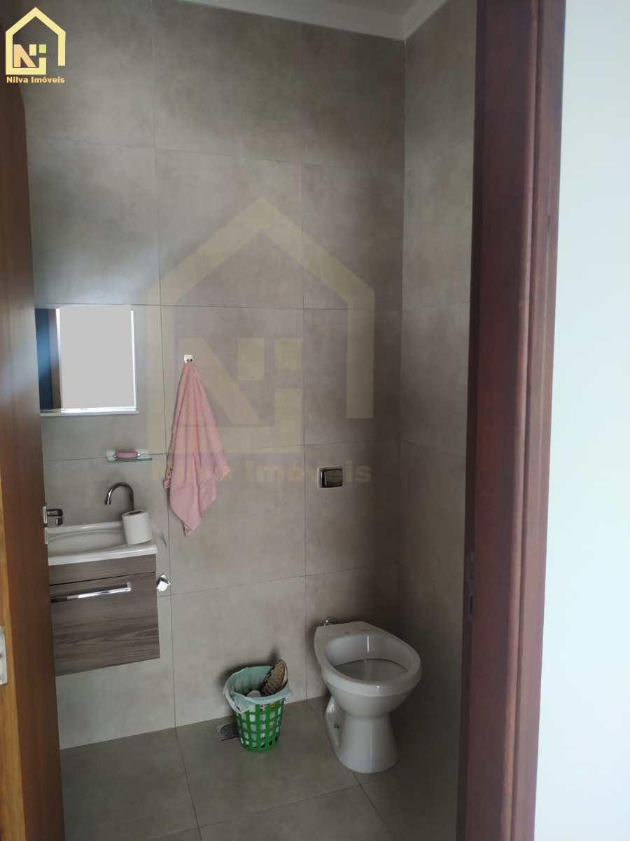Imagens do imóveis Casa (Padrão), com 2 quartos e 3 banheiros à Venda, 250 m² em Vargem Grande do Sul/SP
