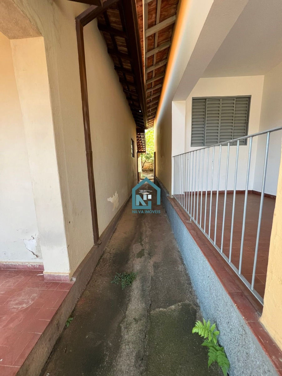 Imagens do imóveis Casa (Padrão), com 2 quartos e 1 banheiros à Venda, 200 m² em Vargem Grande do Sul/SP