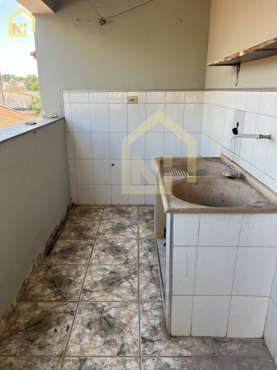 Imagens do imóveis Casa (Padrão), com 6 quartos e 2 banheiros à Venda, 190 m² em Vargem Grande do Sul/SP