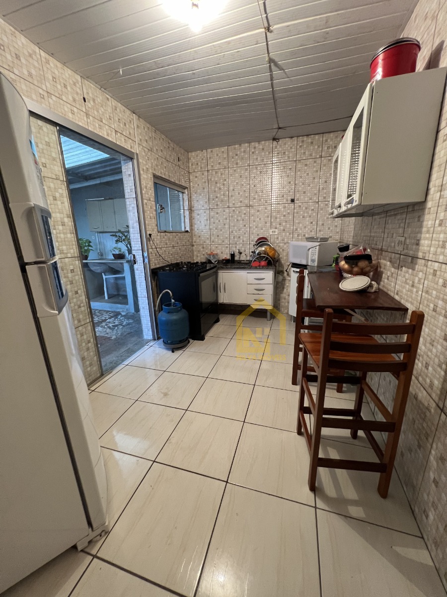 Imagens do imóveis Casa (Padrão), com 3 quartos e 2 banheiros à Venda, 195 m² em Vargem Grande do Sul/SP