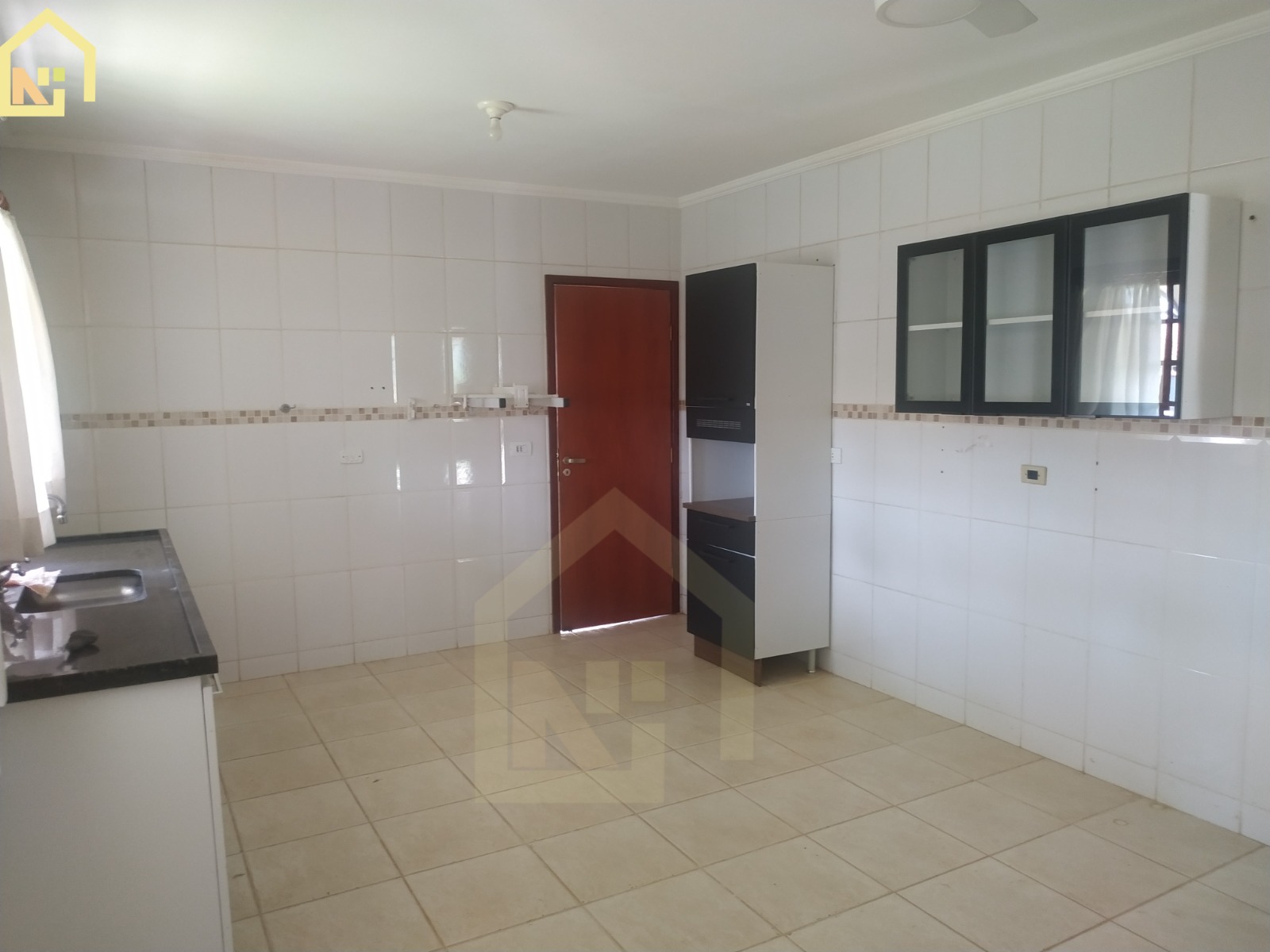 Imagens do imóveis Casa (Padrão), com 3 quartos e 3 banheiros à Venda, 716 m² em Vargem Grande do Sul/SP