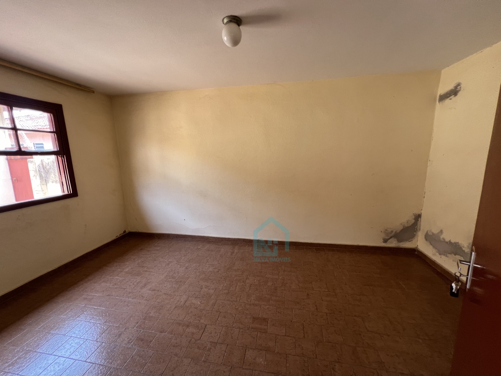 Imagens do imóveis Casa (Padrão), com 3 quartos e 2 banheiros à Venda, 325 m² em Vargem Grande do Sul/SP