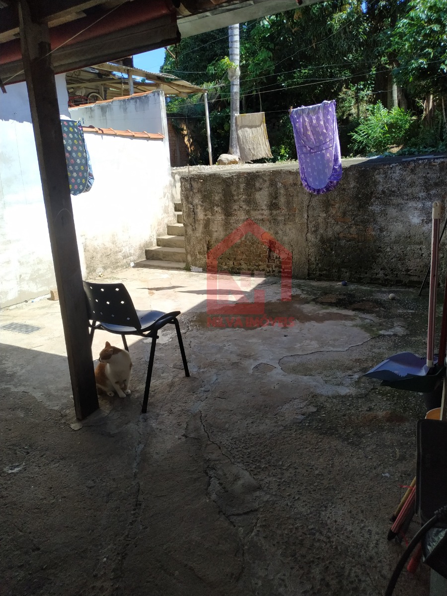 Imagens do imóveis Casa (Padrão), com 2 quartos e 2 banheiros à Venda, 238 m² em Vargem Grande do Sul/SP
