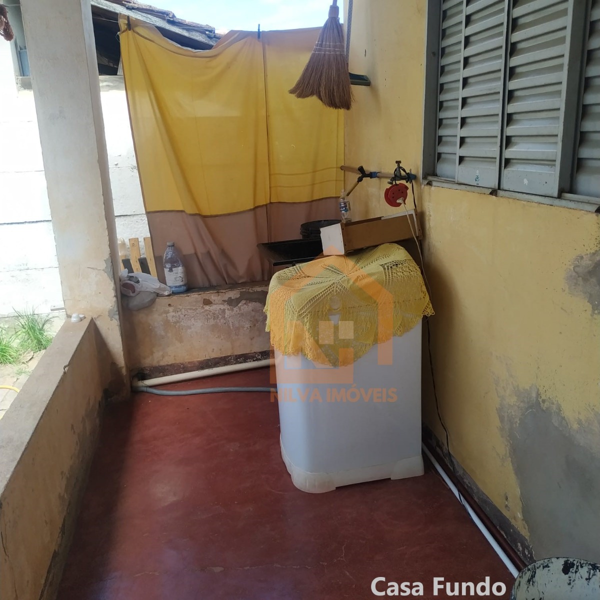 Imagens do imóveis Casa (Padrão), com 4 quartos e 2 banheiros à Venda, 282 m² em Vargem Grande do Sul/SP
