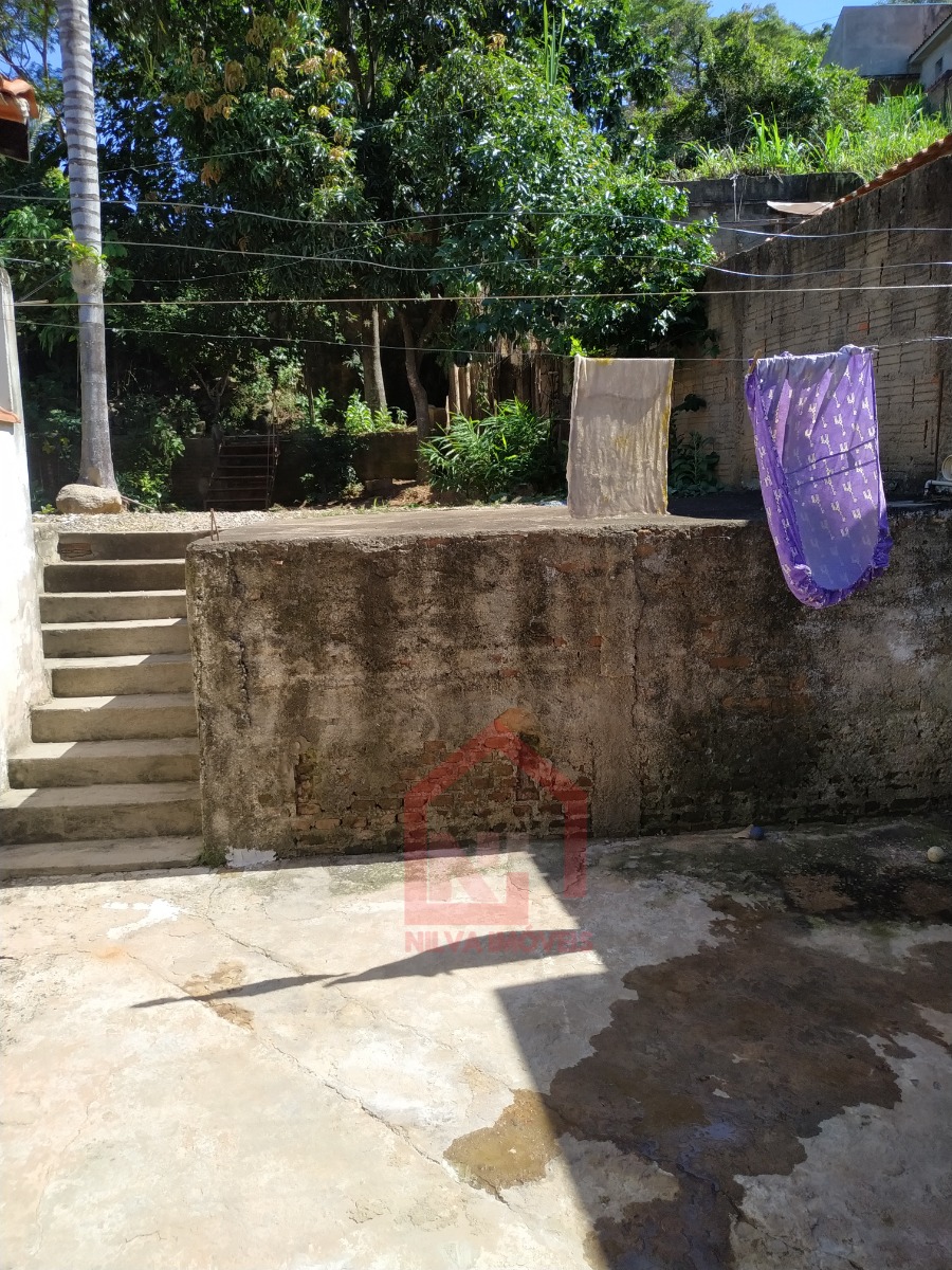 Imagens do imóveis Casa (Padrão), com 2 quartos e 2 banheiros à Venda, 238 m² em Vargem Grande do Sul/SP