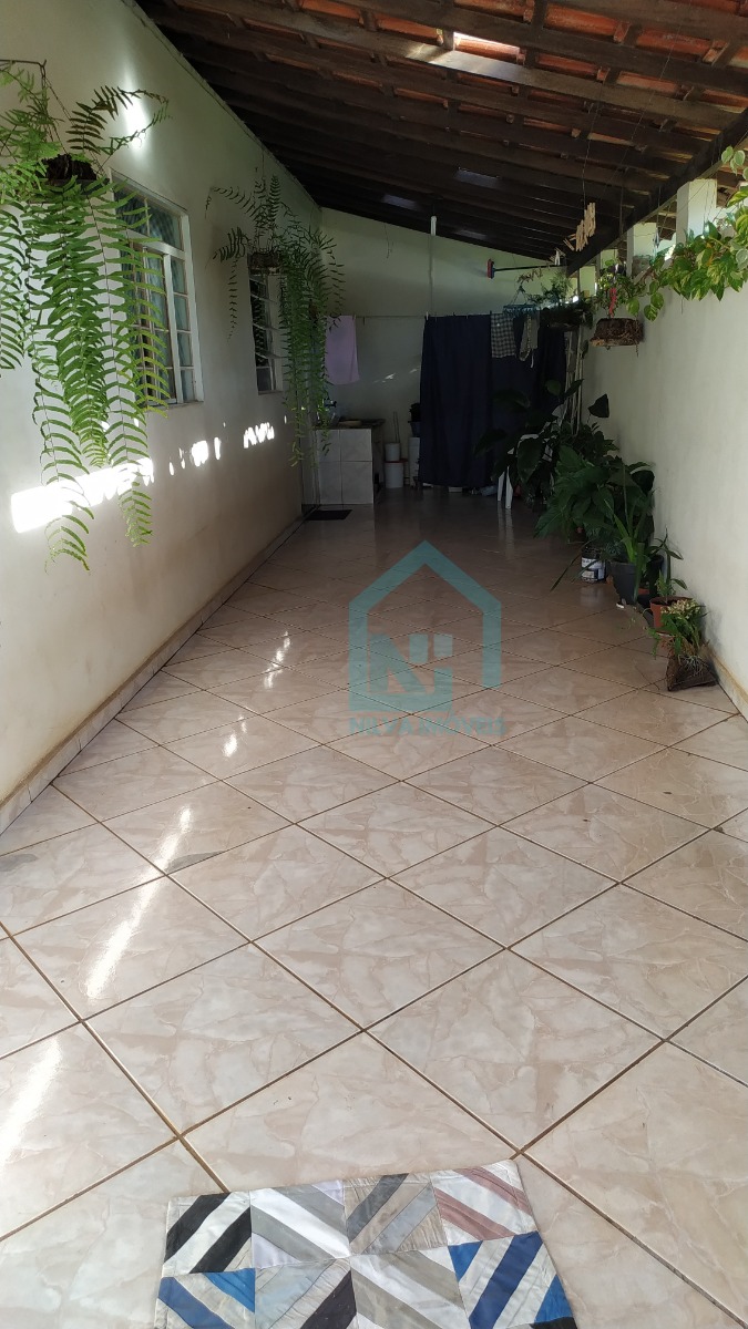 Imagens do imóveis Casa (Padrão), com 2 quartos e 1 banheiros à Venda, 180 m² em Vargem Grande do Sul/SP