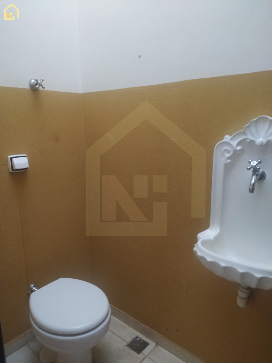 Imagens do imóveis Casa (Padrão), com 3 quartos e 3 banheiros à Venda, 716 m² em Vargem Grande do Sul/SP