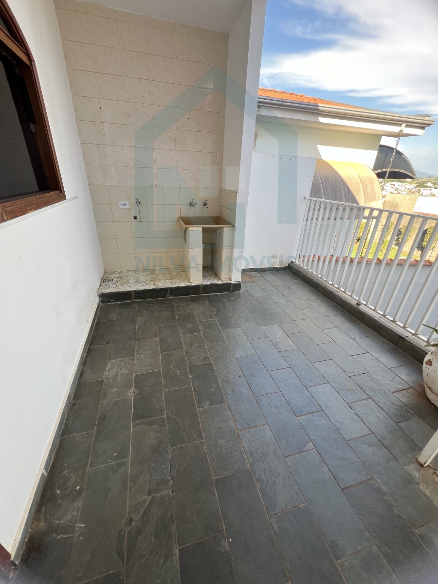 Imagens do imóveis Casa (Padrão), com 2 quartos e 2 banheiros à Venda, 360 m² em Vargem Grande do Sul/SP
