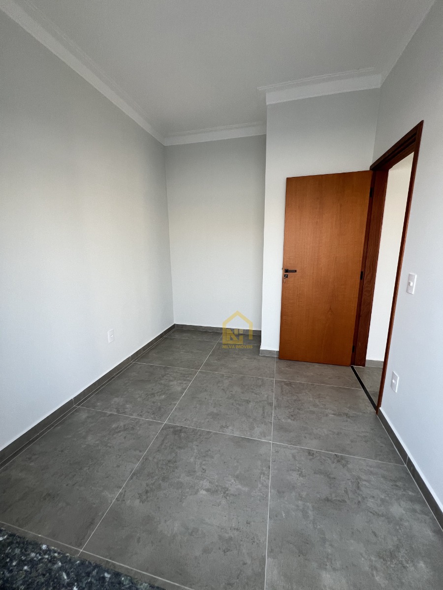 Imagens do imóveis Casa (Padrão), com 2 quartos e 3 banheiros à Venda, 160 m² em Vargem Grande do Sul/SP