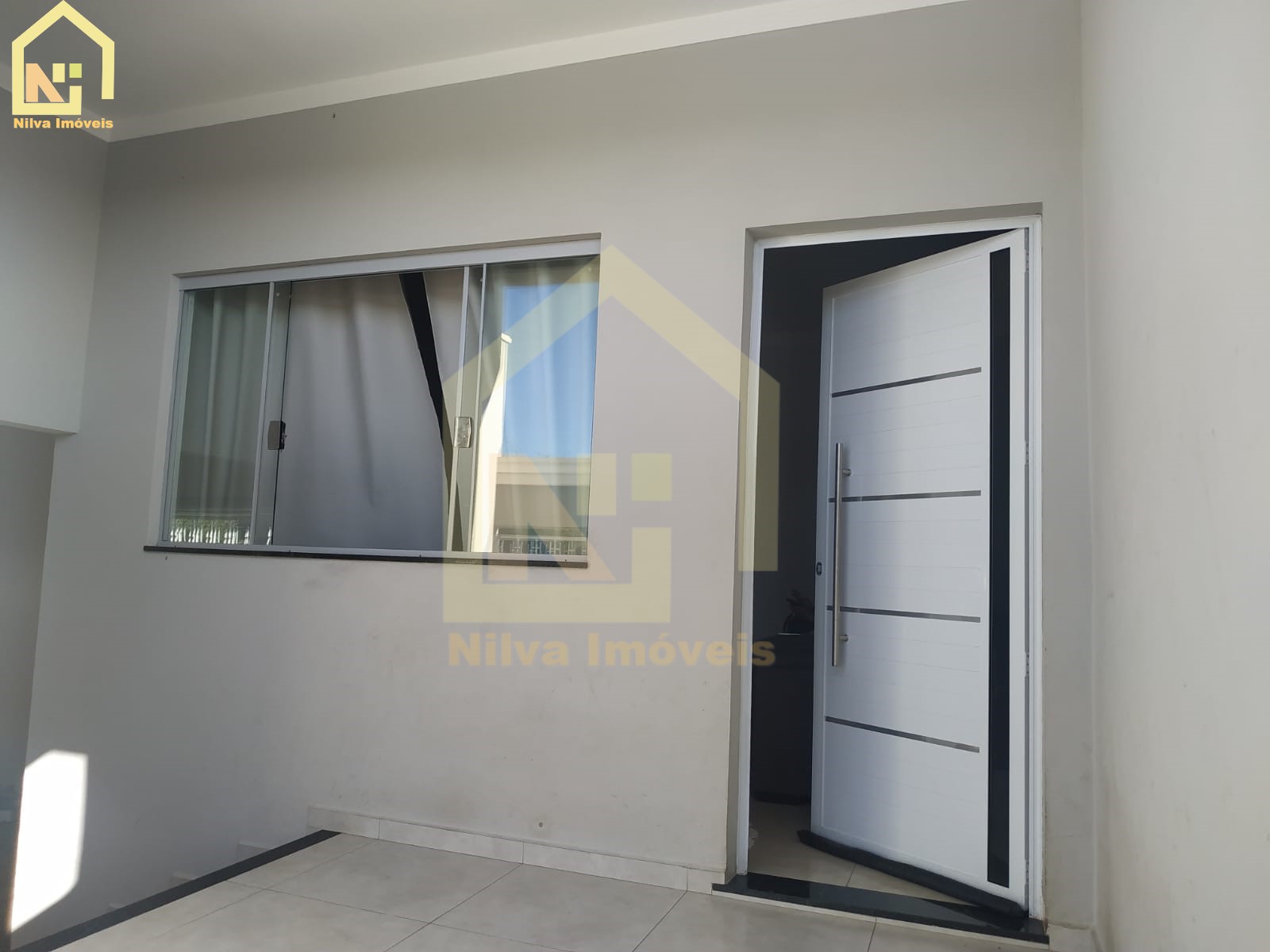 Imagens do imóveis Casa (Padrão), com 2 quartos e 3 banheiros à Venda, 250 m² em Vargem Grande do Sul/SP