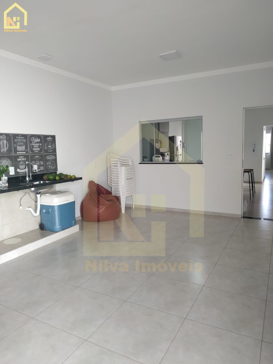 Imagens do imóveis Casa (Padrão), com 2 quartos e 3 banheiros à Venda, 250 m² em Vargem Grande do Sul/SP