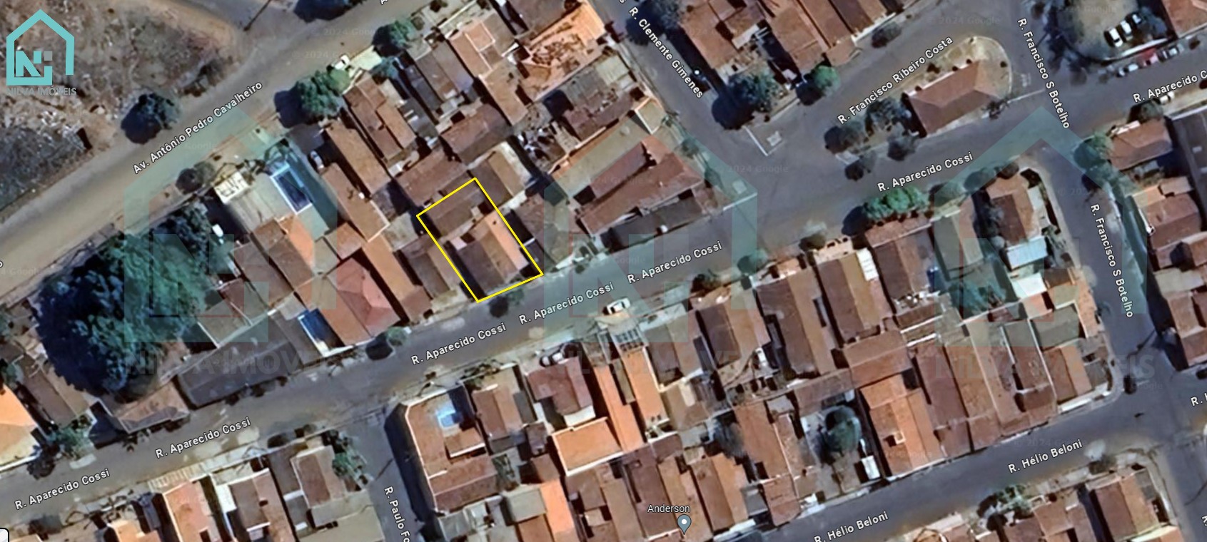 Imagens do imóveis Casa (Padrão), com 4 quartos e 2 banheiros à Venda, 282 m² em Vargem Grande do Sul/SP
