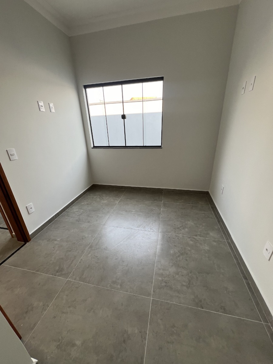 Imagens do imóveis Casa (Padrão), com 2 quartos e 3 banheiros à Venda, 160 m² em Vargem Grande do Sul/SP