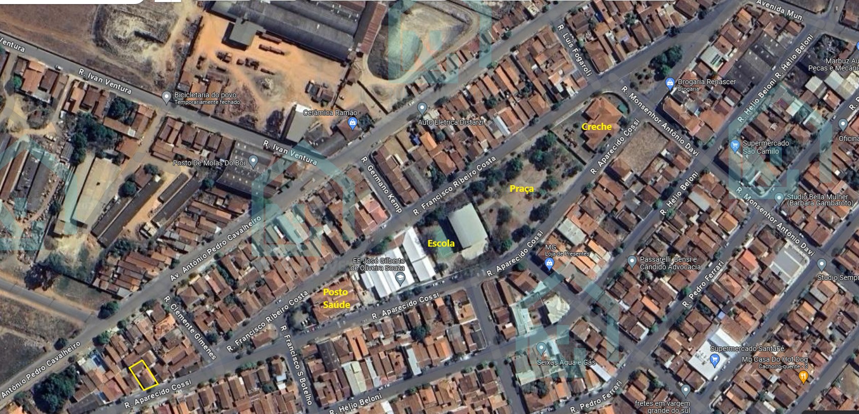 Imagens do imóveis Casa (Padrão), com 4 quartos e 2 banheiros à Venda, 282 m² em Vargem Grande do Sul/SP