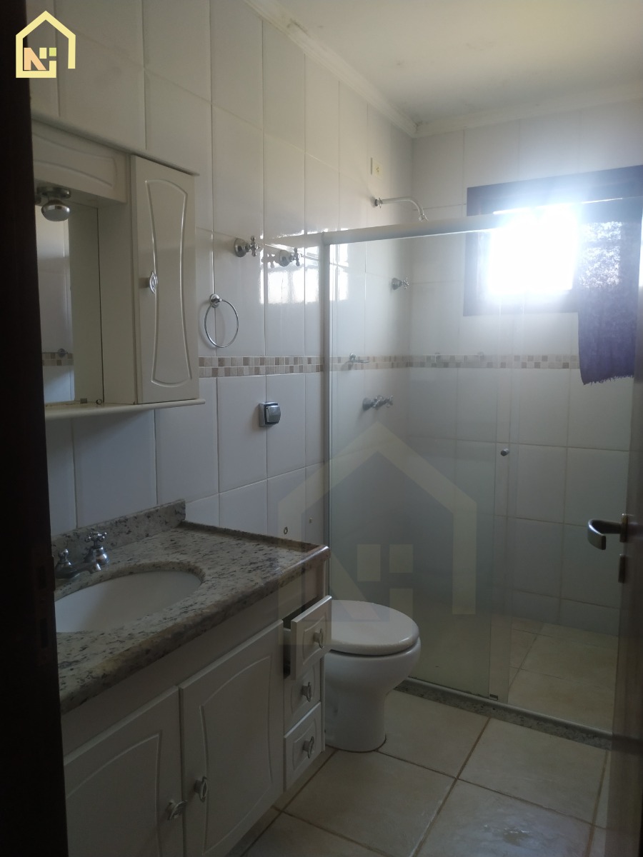 Imagens do imóveis Casa (Padrão), com 3 quartos e 3 banheiros à Venda, 716 m² em Vargem Grande do Sul/SP