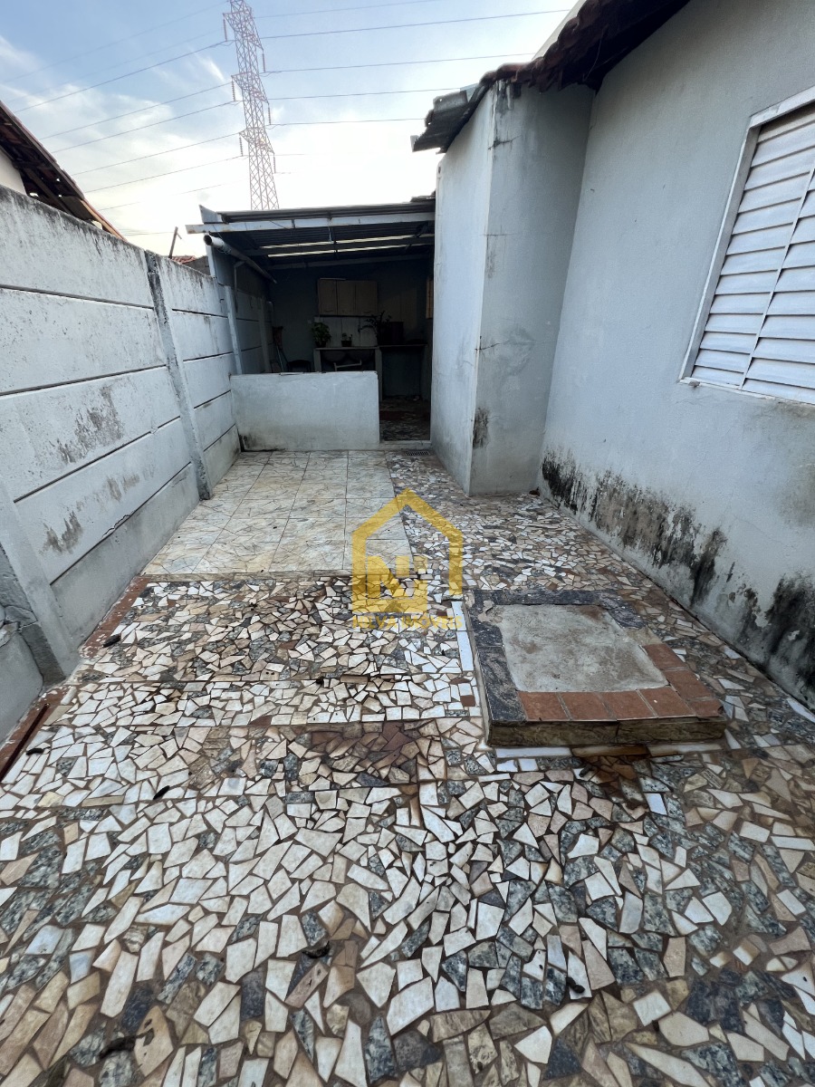 Imagens do imóveis Casa (Padrão), com 3 quartos e 2 banheiros à Venda, 195 m² em Vargem Grande do Sul/SP