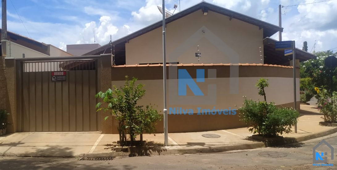 Imagens do imóveis Casa (Padrão), com 2 quartos e 1 banheiros à Venda, 180 m² em Vargem Grande do Sul/SP