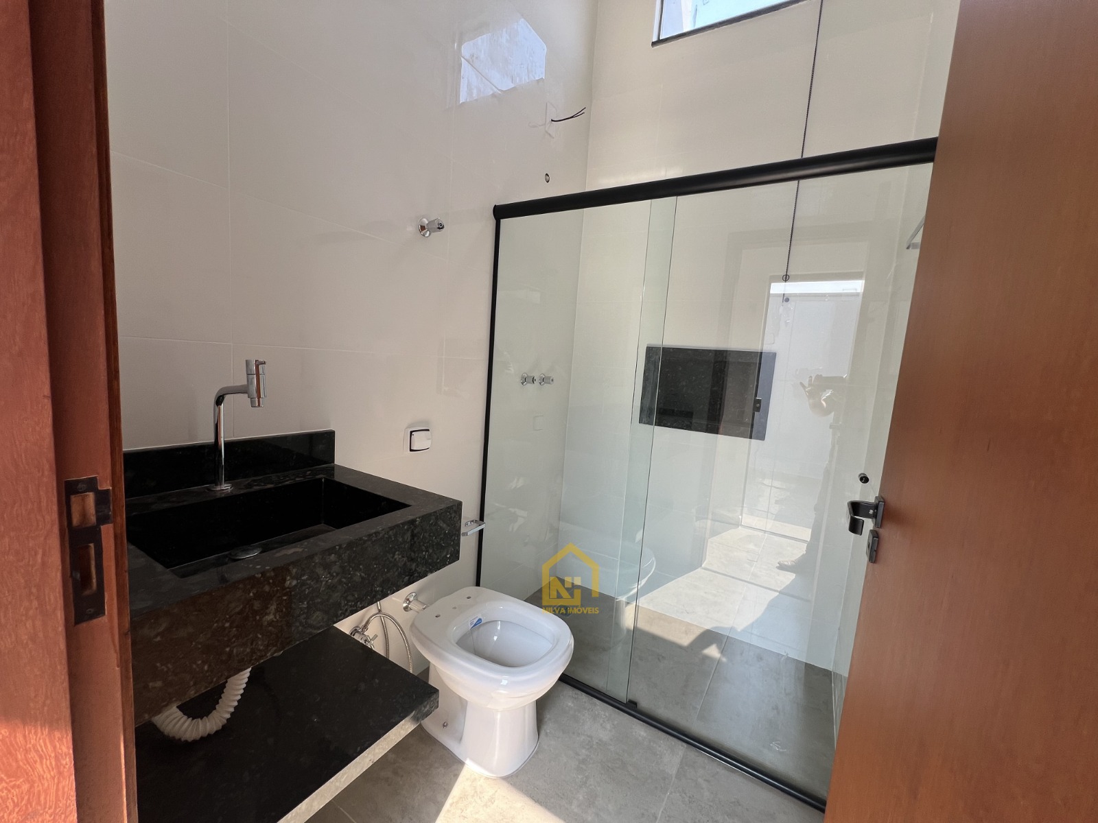 Imagens do imóveis Casa (Padrão), com 2 quartos e 3 banheiros à Venda, 160 m² em Vargem Grande do Sul/SP
