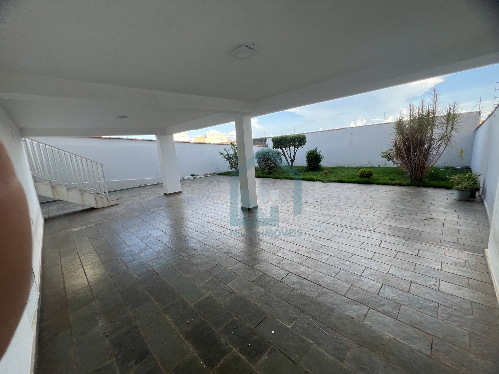 Imagens do imóveis Casa (Padrão), com 2 quartos e 2 banheiros à Venda, 360 m² em Vargem Grande do Sul/SP