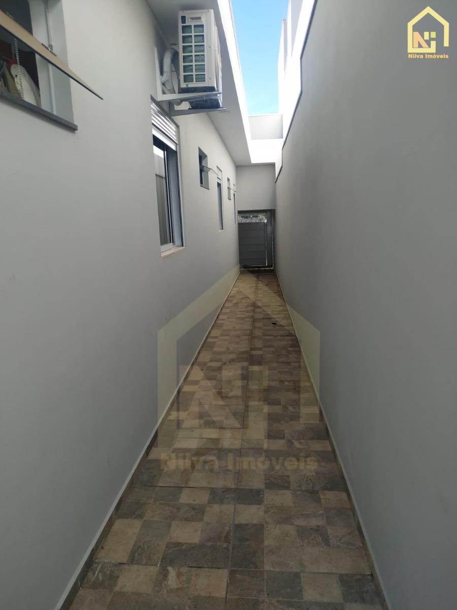 Imagens do imóveis Casa (Padrão), com 2 quartos e 3 banheiros à Venda, 250 m² em Vargem Grande do Sul/SP