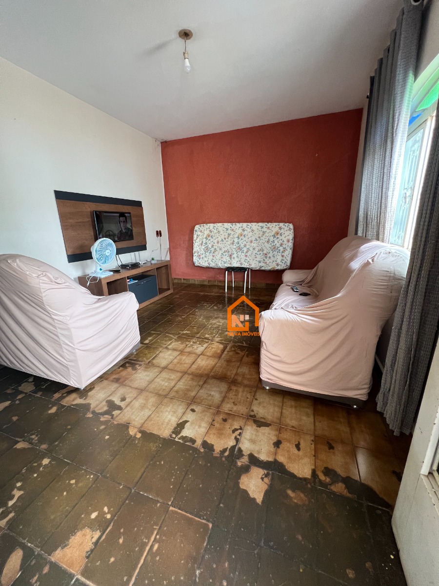 Imagens do imóveis Casa (Padrão), com 3 quartos e 2 banheiros à Venda, 259 m² em Vargem Grande do Sul/SP