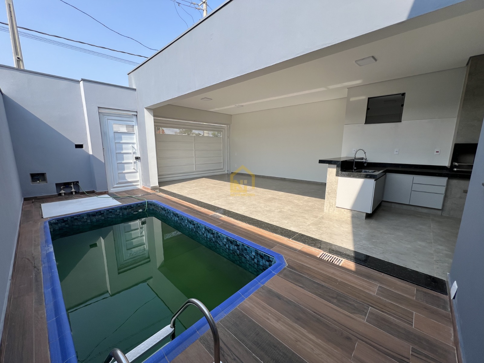 Imagens do imóveis Casa (Padrão), com 2 quartos e 3 banheiros à Venda, 160 m² em Vargem Grande do Sul/SP