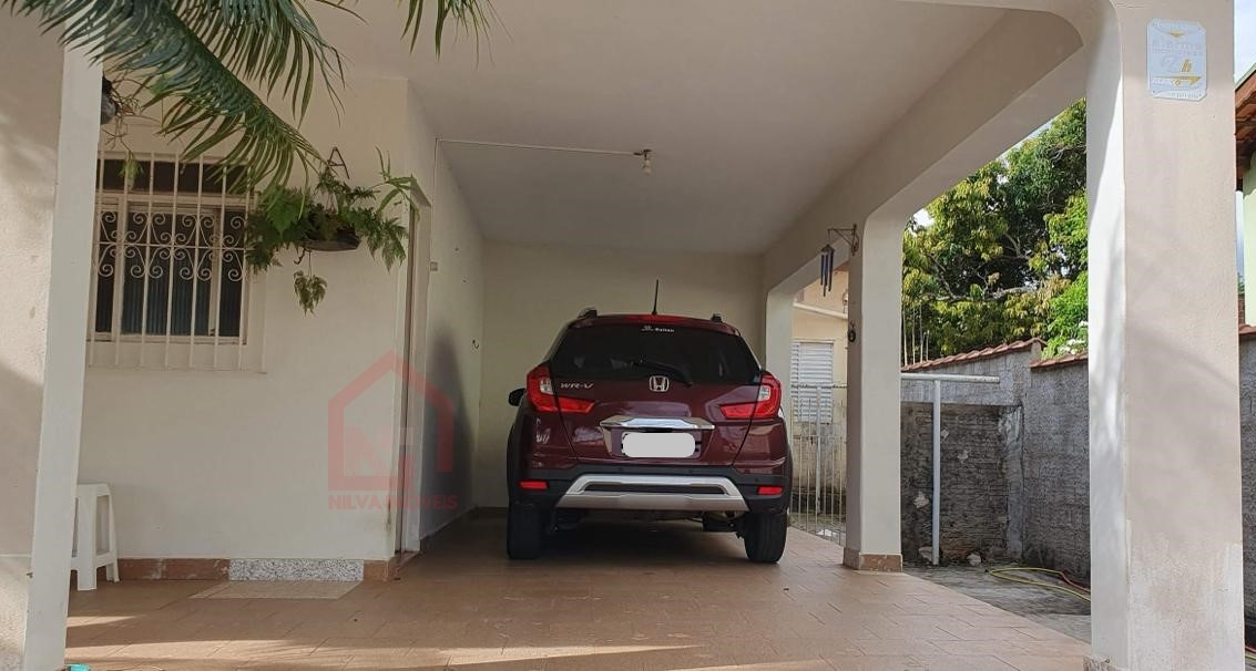 Imagens do imóveis Casa (Padrão), com 2 quartos e 2 banheiros à Venda, 298 m² em Casa Branca/SP