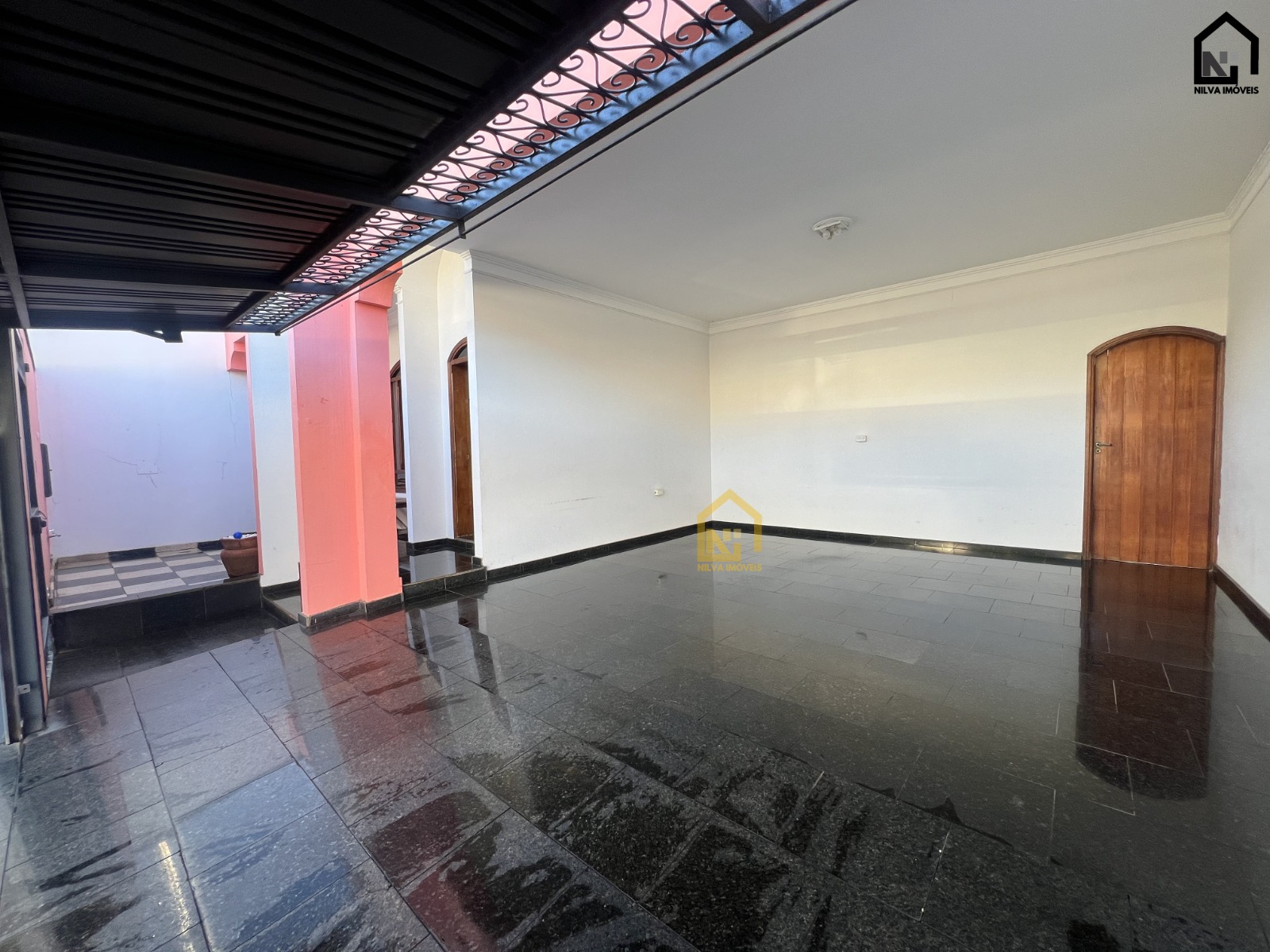 Imagens do imóveis Casa (Padrão), com 2 quartos e 4 banheiros à Venda, 1317 m² em Vargem Grande do Sul/SP