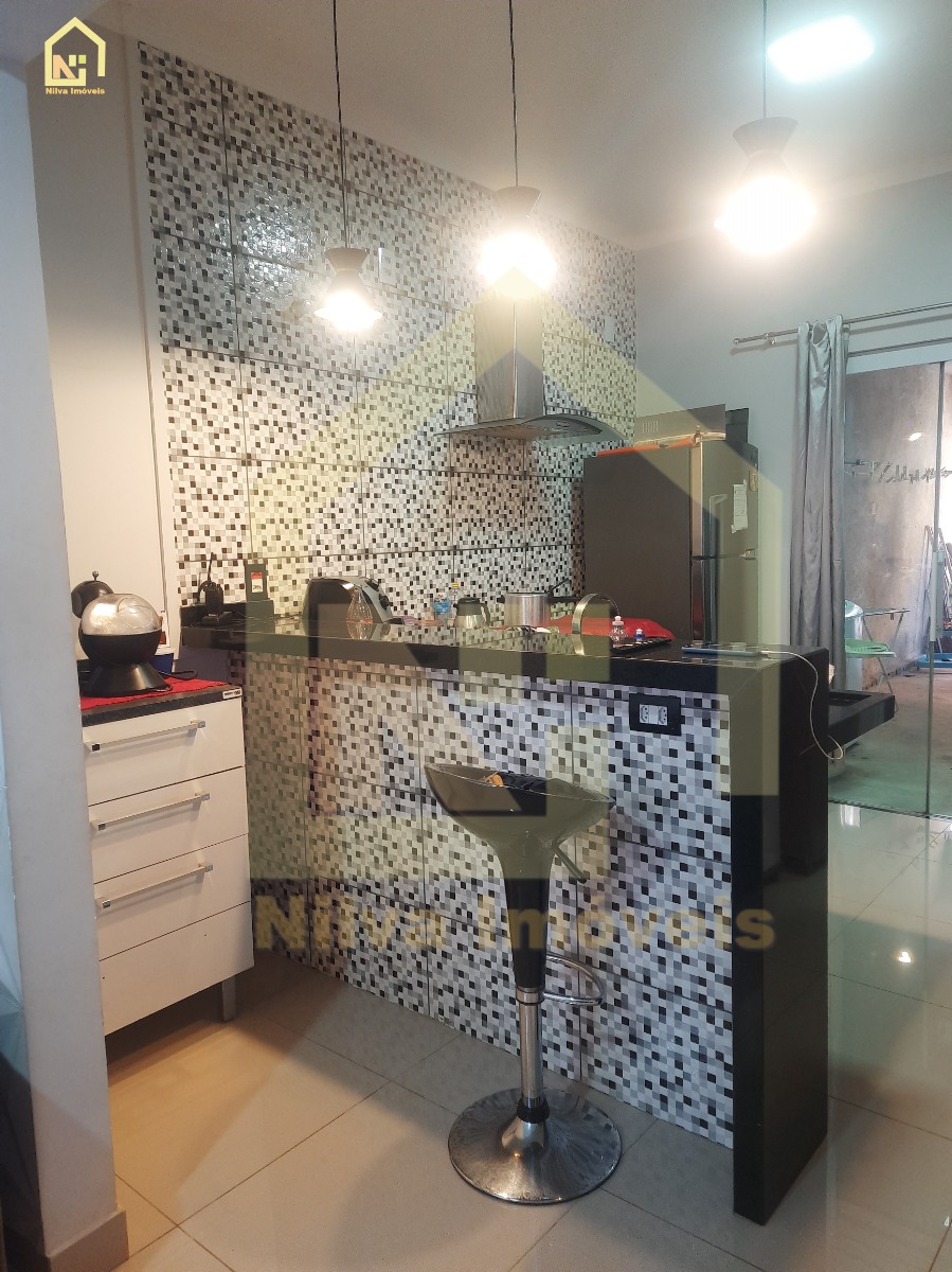 Imagens do imóveis Casa (Padrão), com 2 quartos e 2 banheiros à Venda, 95 m² em Vargem Grande do Sul/SP