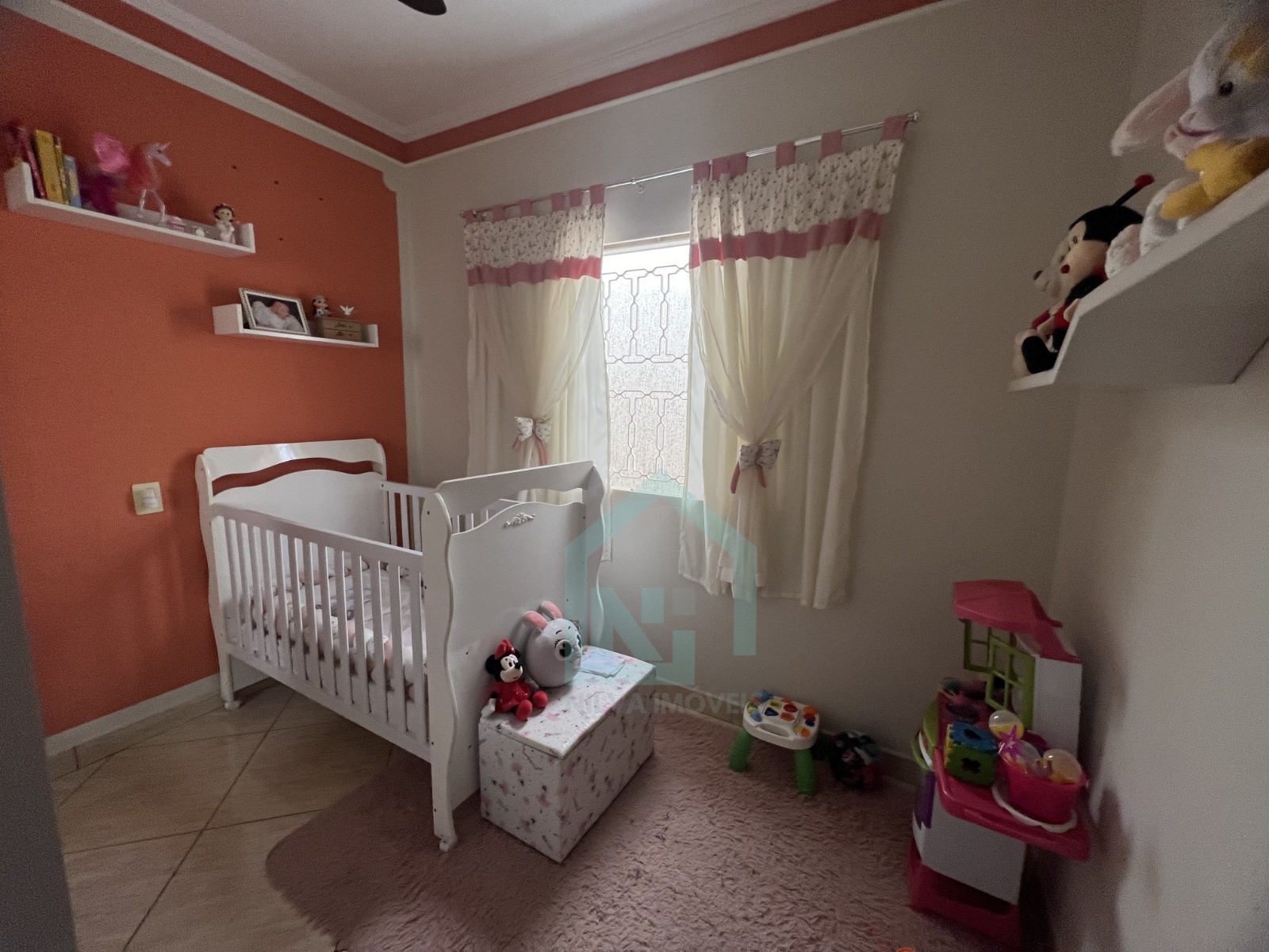 Imagens do imóveis Casa (Padrão), com 2 quartos e 3 banheiros à Venda, 250 m² em Vargem Grande do Sul/SP