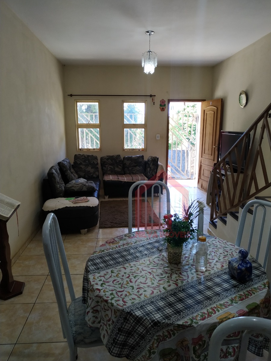 Imagens do imóveis Casa (Padrão), com 2 quartos e 2 banheiros à Venda, 238 m² em Vargem Grande do Sul/SP