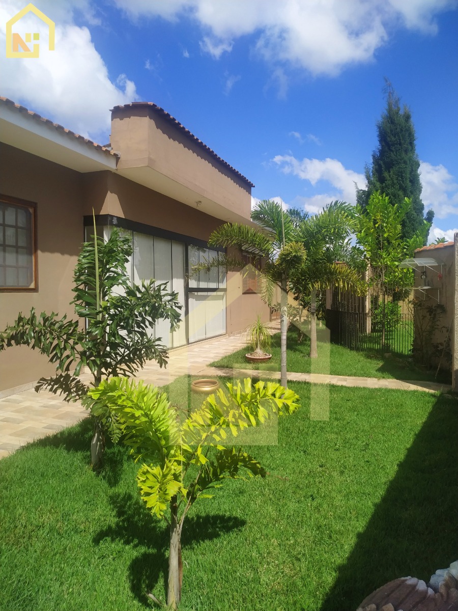 Imagens do imóveis Casa (Padrão), com 3 quartos e 3 banheiros à Venda, 716 m² em Vargem Grande do Sul/SP