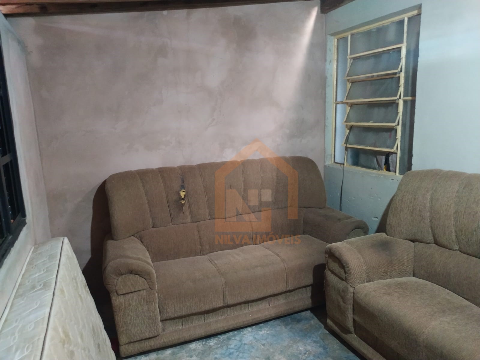 Imagens do imóveis Casa (Padrão), com 4 quartos e 2 banheiros à Venda, 200 m² em Vargem Grande do Sul/SP