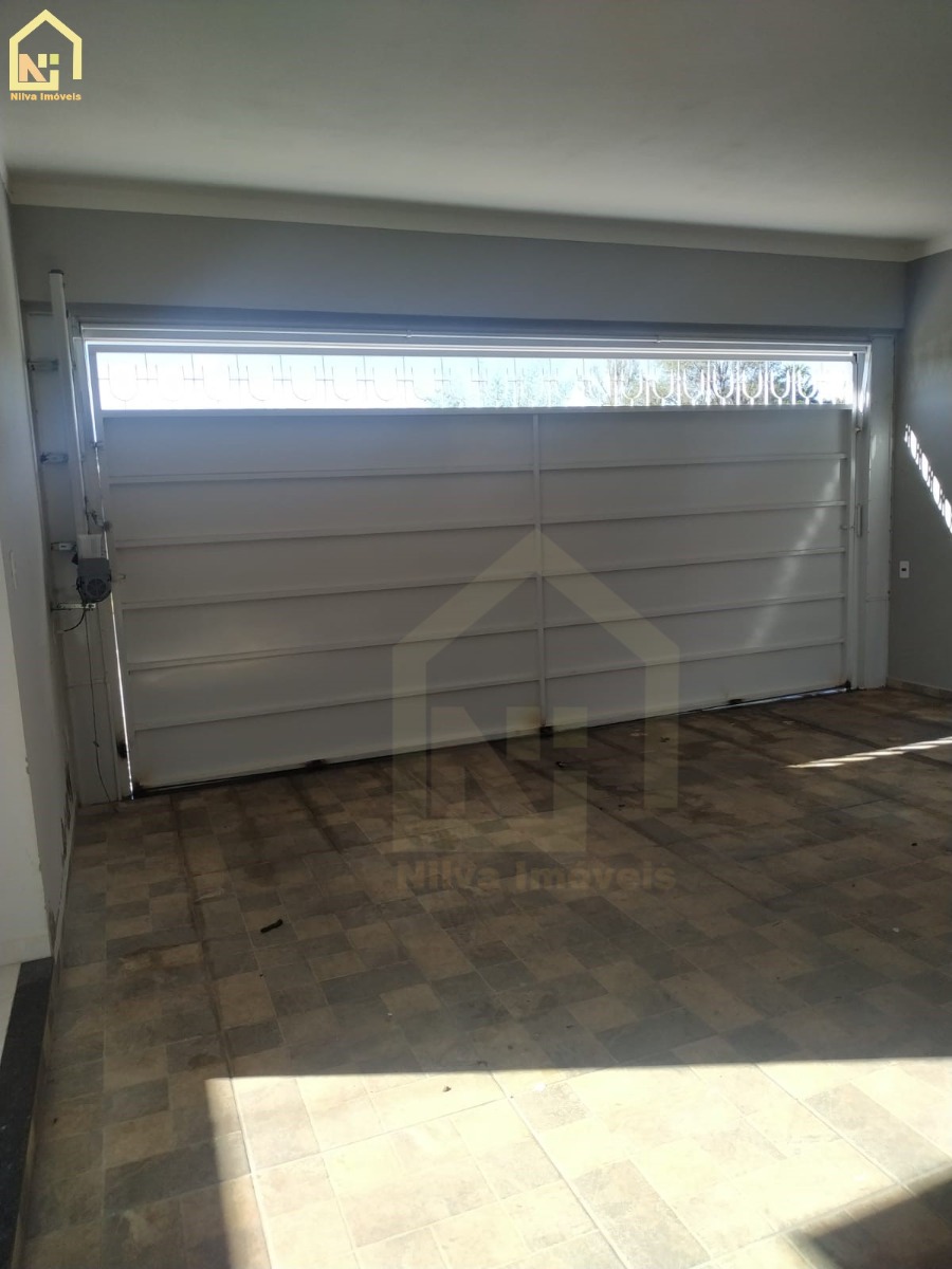 Imagens do imóveis Casa (Padrão), com 2 quartos e 3 banheiros à Venda, 250 m² em Vargem Grande do Sul/SP