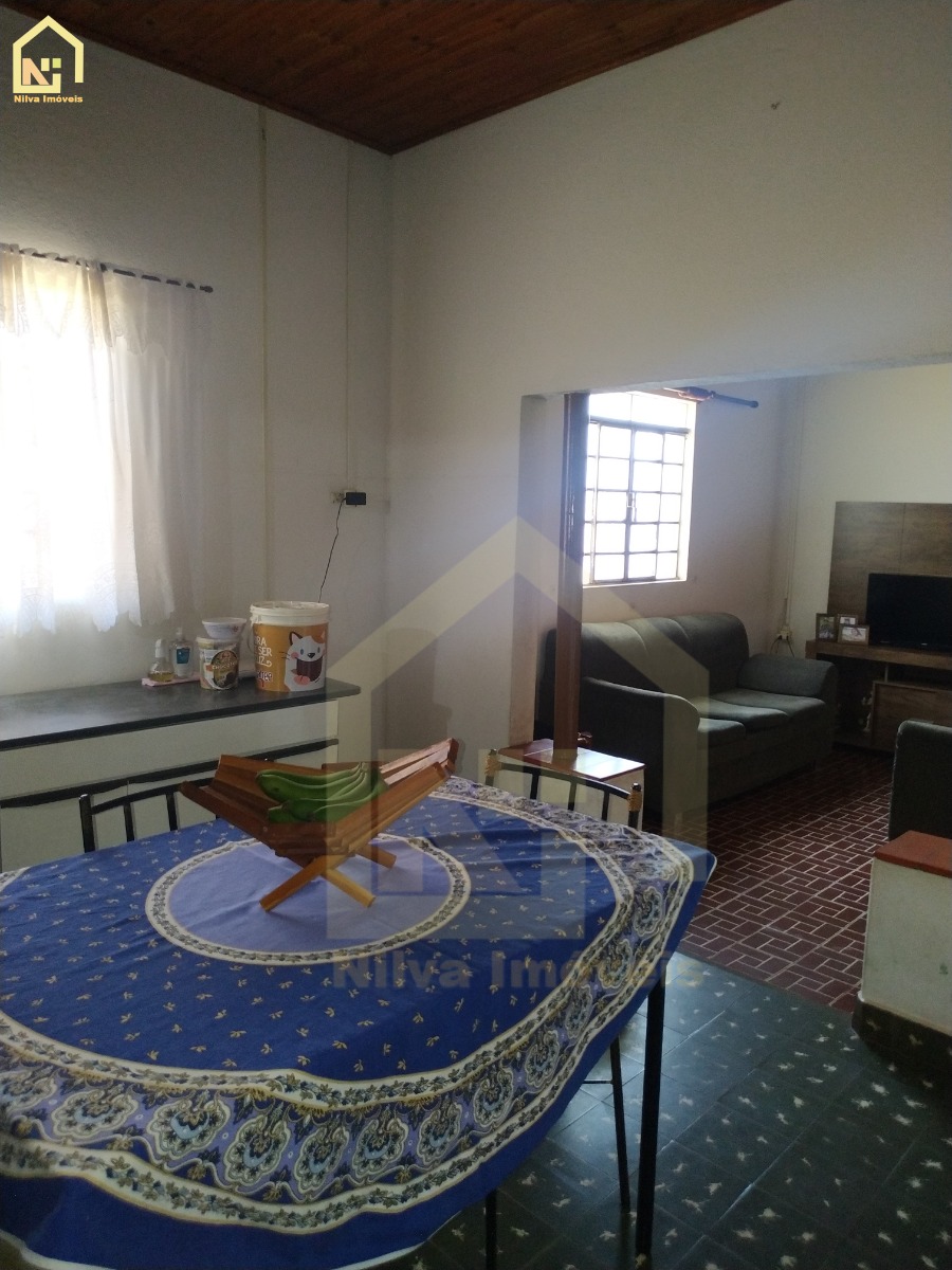 Imagens do imóveis Casa (Padrão), com 2 quartos e 2 banheiros à Venda, 200 m² em Vargem Grande do Sul/SP