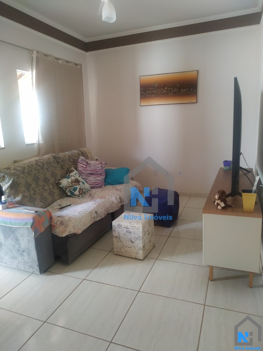 Imagens do imóveis Casa (Padrão), com 2 quartos e 1 banheiros à Venda, 180 m² em Vargem Grande do Sul/SP