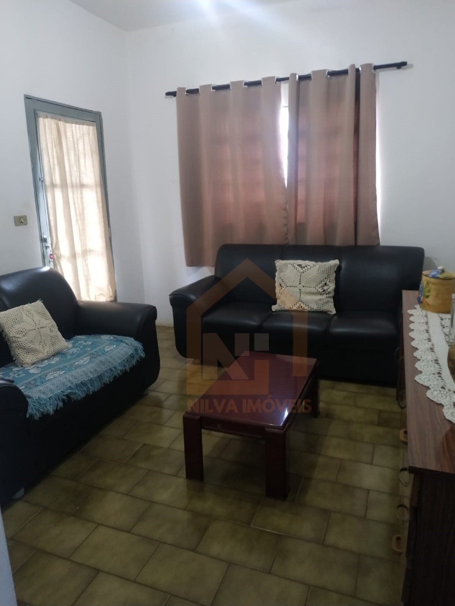 Imagens do imóveis Casa (Padrão), com 4 quartos e 2 banheiros à Venda, 282 m² em Vargem Grande do Sul/SP