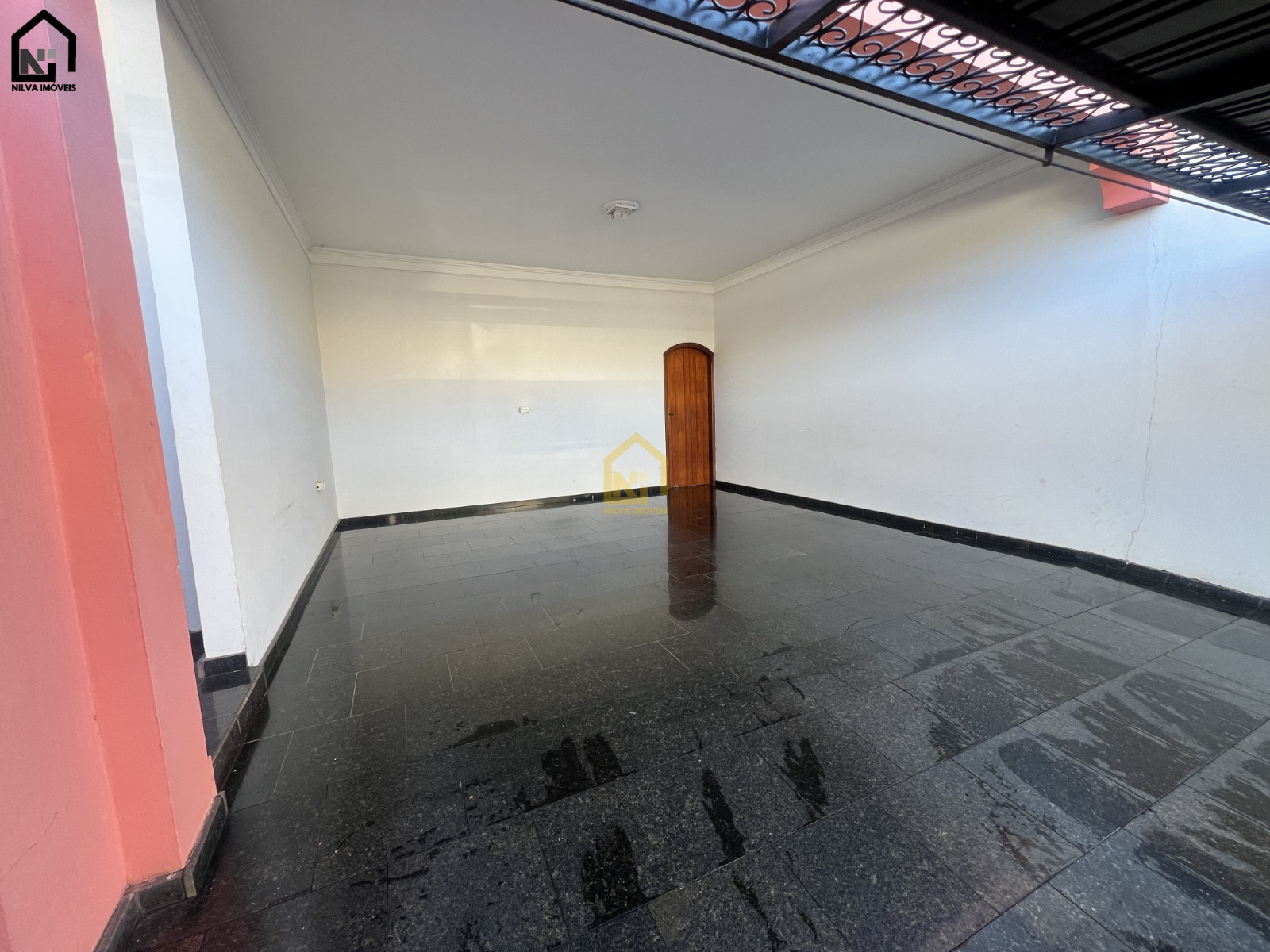Imagens do imóveis Casa (Padrão), com 2 quartos e 4 banheiros à Venda, 1317 m² em Vargem Grande do Sul/SP