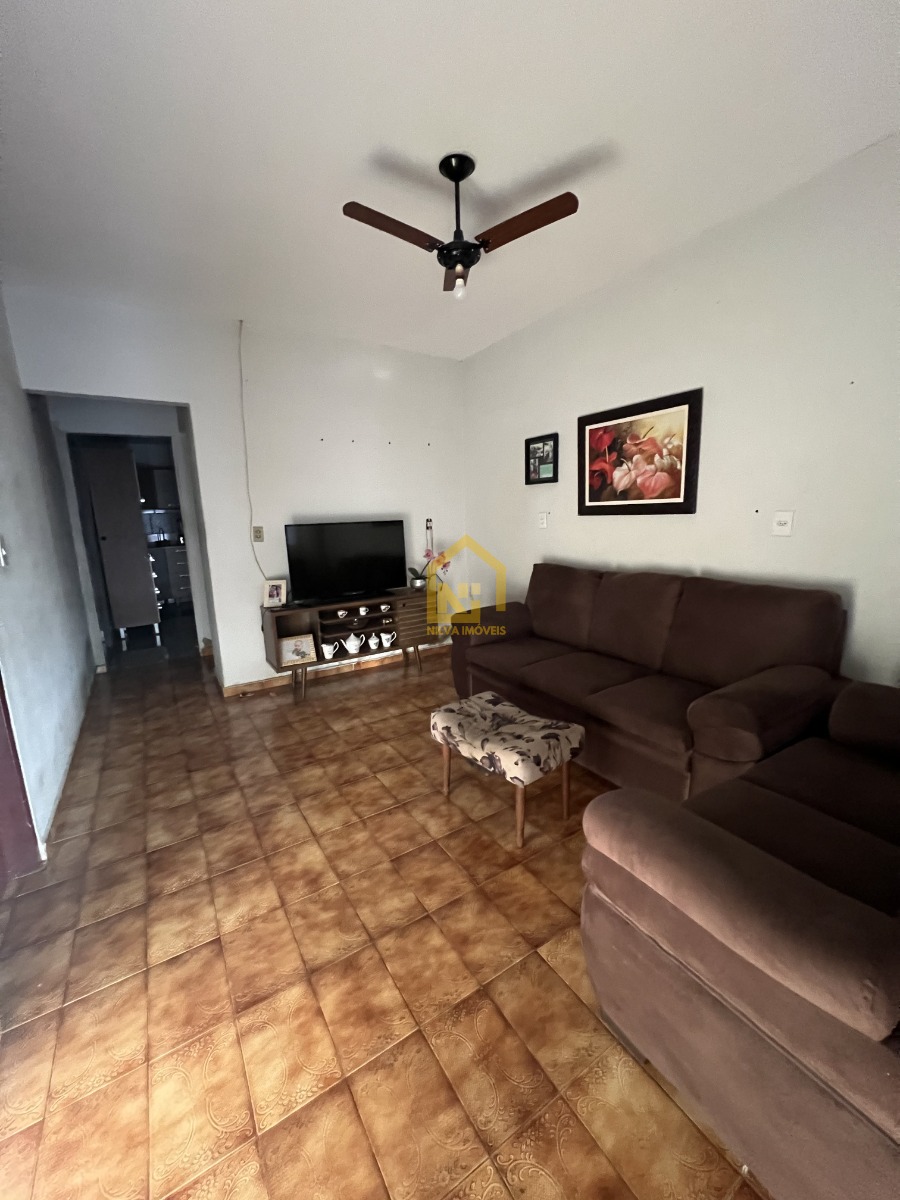 Imagens do imóveis Casa (Padrão), com 3 quartos e 2 banheiros à Venda, 195 m² em Vargem Grande do Sul/SP