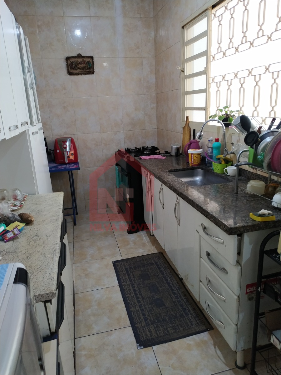 Imagens do imóveis Casa (Padrão), com 2 quartos e 2 banheiros à Venda, 238 m² em Vargem Grande do Sul/SP