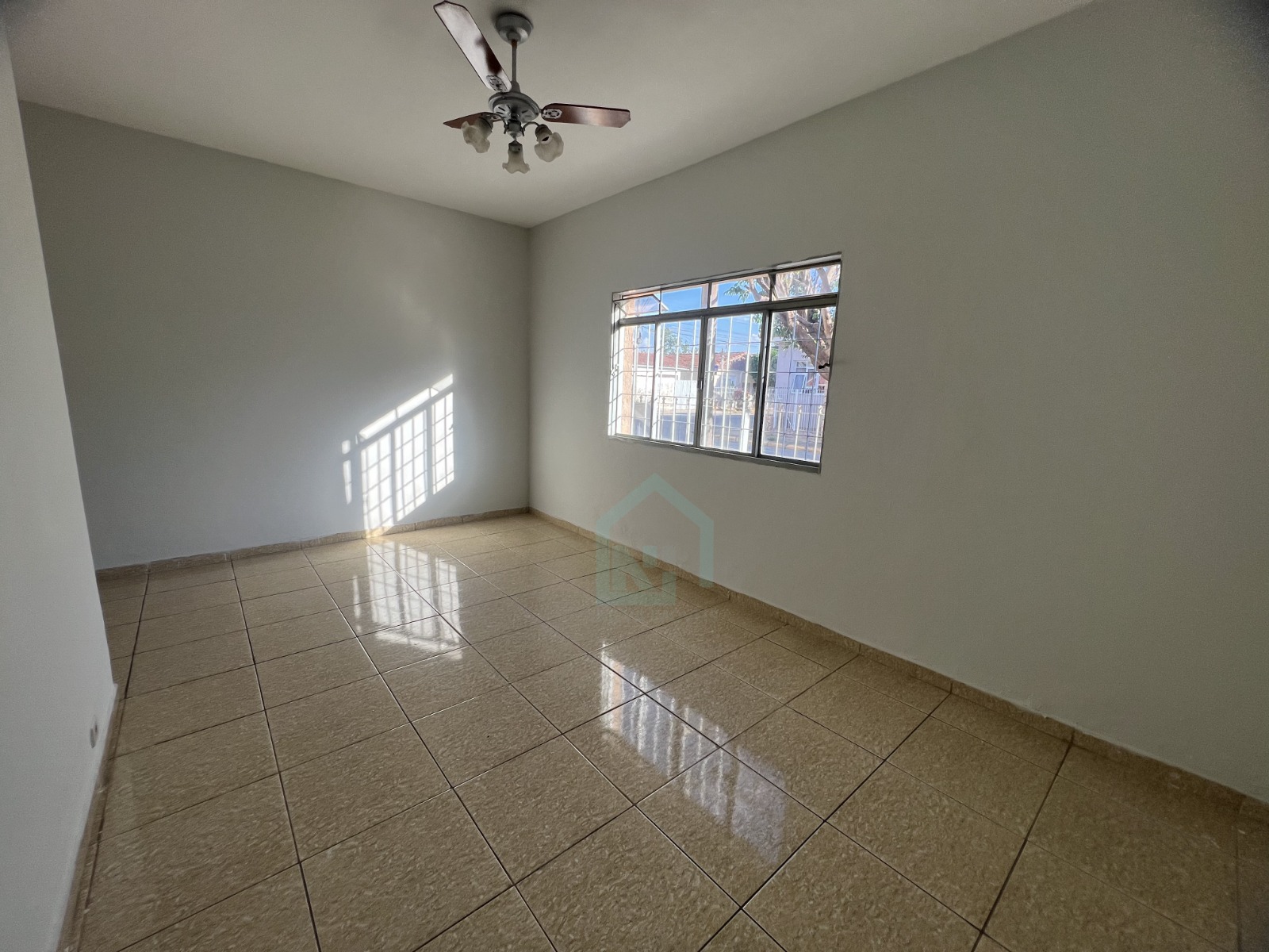 Imagens do imóveis Casa (Padrão), com 3 quartos e 1 banheiros à Venda, 162 m² em Vargem Grande do Sul/SP
