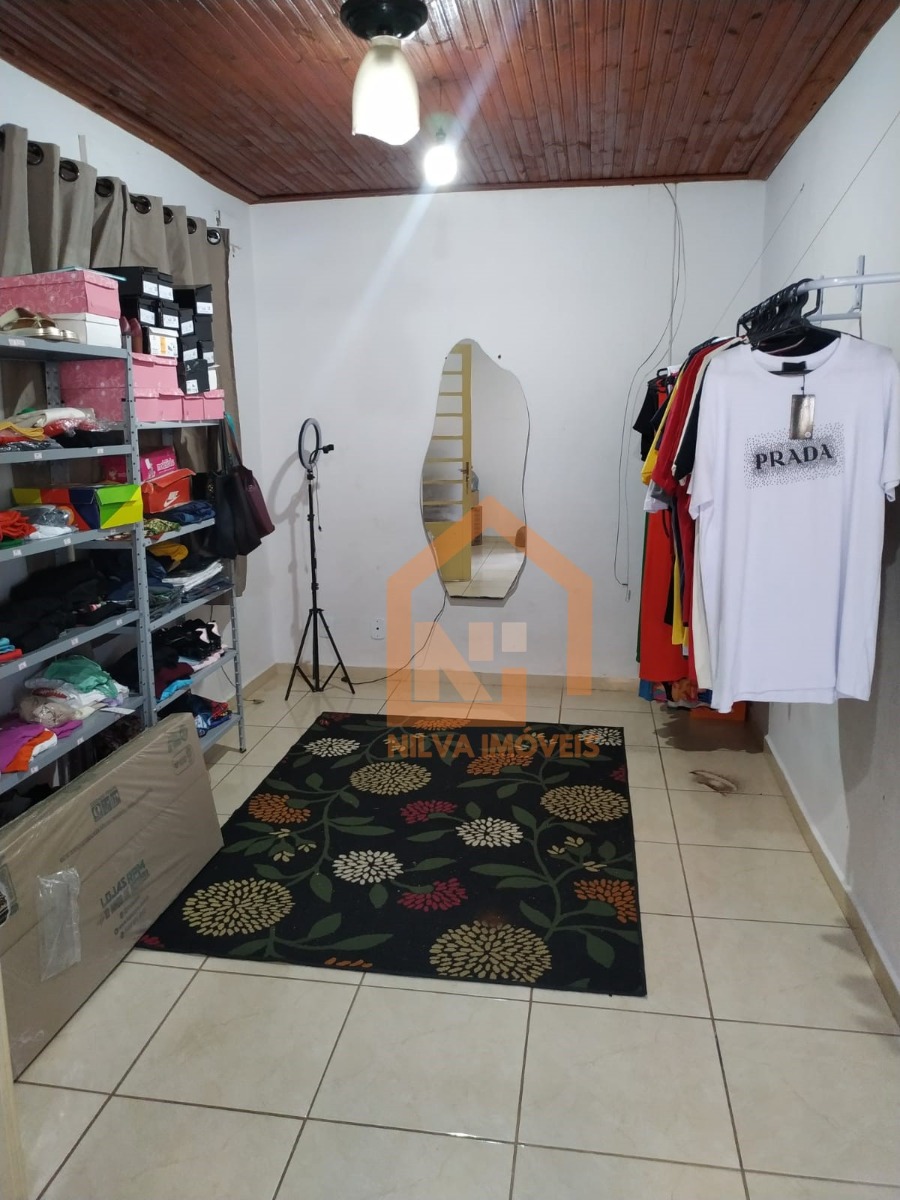 Imagens do imóveis Casa (Padrão), com 4 quartos e 2 banheiros à Venda, 200 m² em Vargem Grande do Sul/SP
