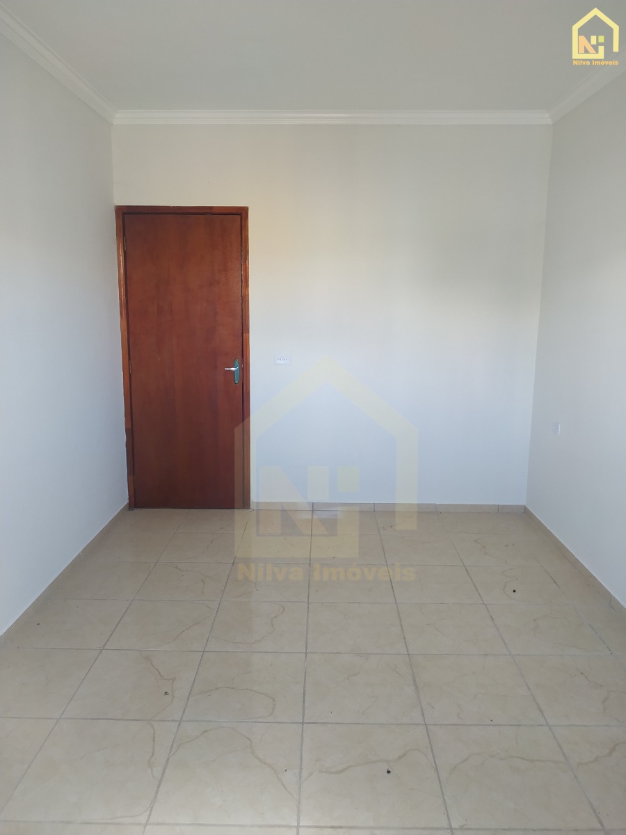 Imagens do imóveis Casa (Padrão), com 2 quartos e 2 banheiros à Venda, 16 m² em Vargem Grande do Sul/SP