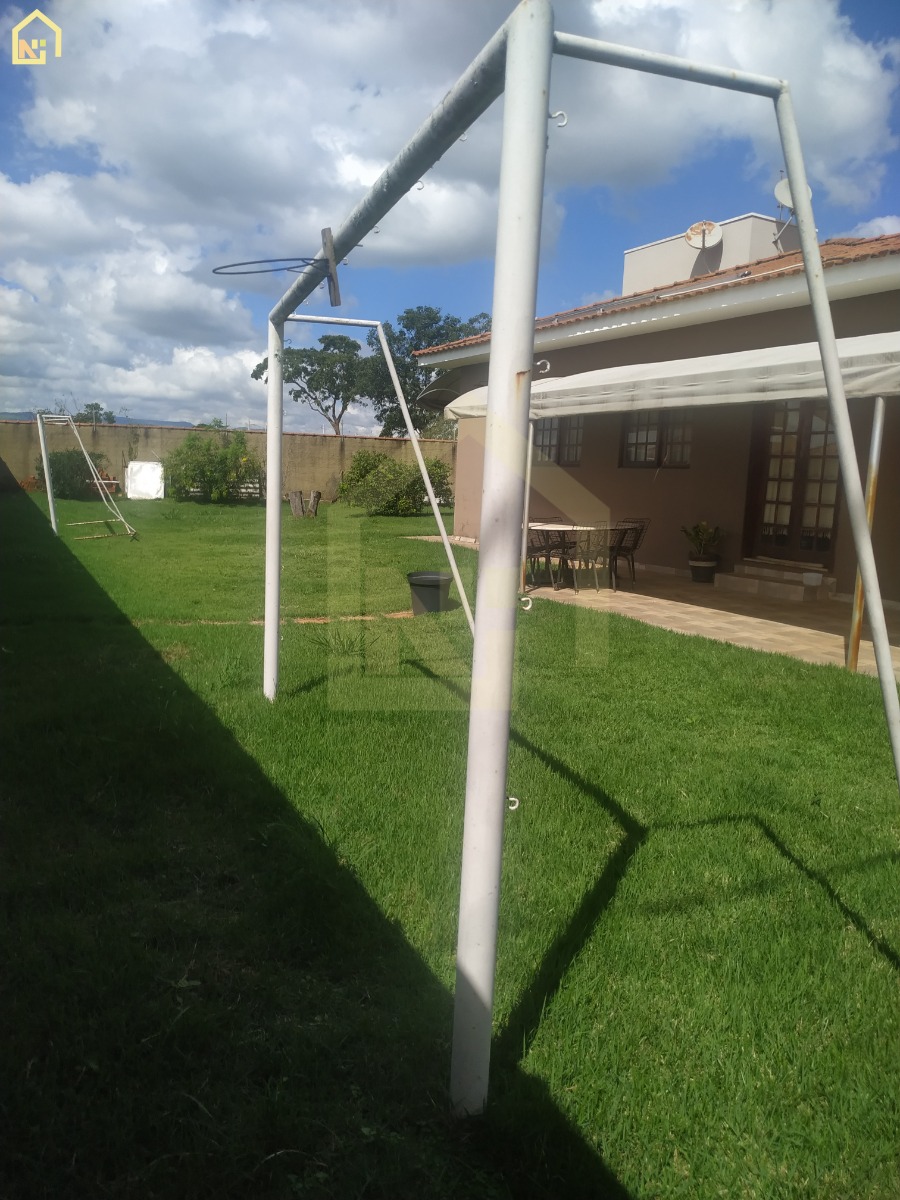 Imagens do imóveis Casa (Padrão), com 3 quartos e 3 banheiros à Venda, 716 m² em Vargem Grande do Sul/SP