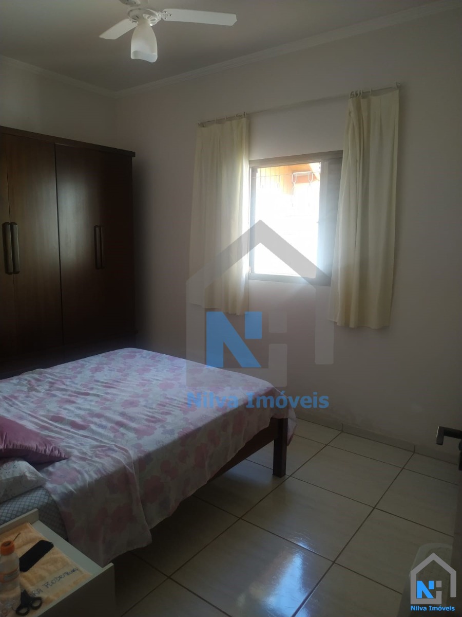 Imagens do imóveis Casa (Padrão), com 2 quartos e 1 banheiros à Venda, 180 m² em Vargem Grande do Sul/SP
