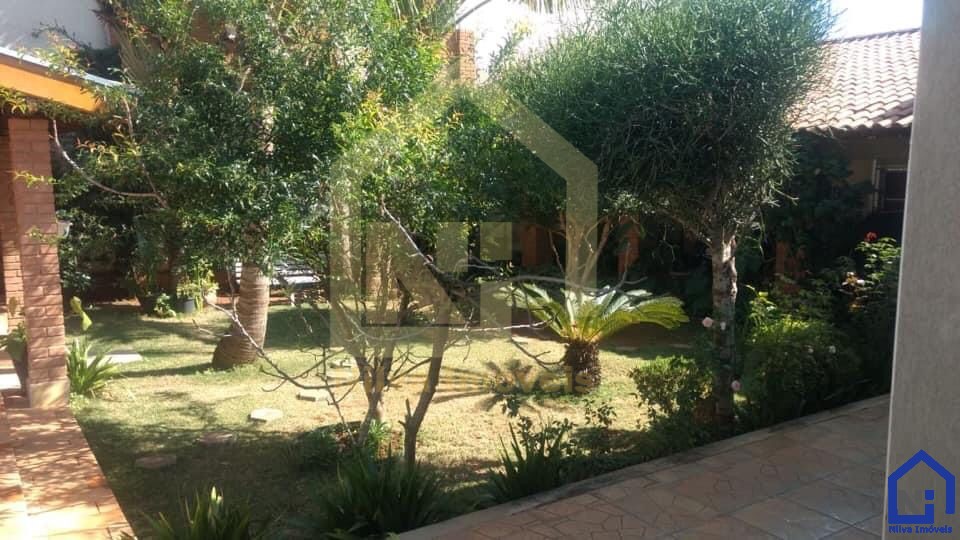 Imagens do imóveis Casa (Padrão), com 3 quartos e 3 banheiros à Venda, 500 m² em Vargem Grande do Sul/SP