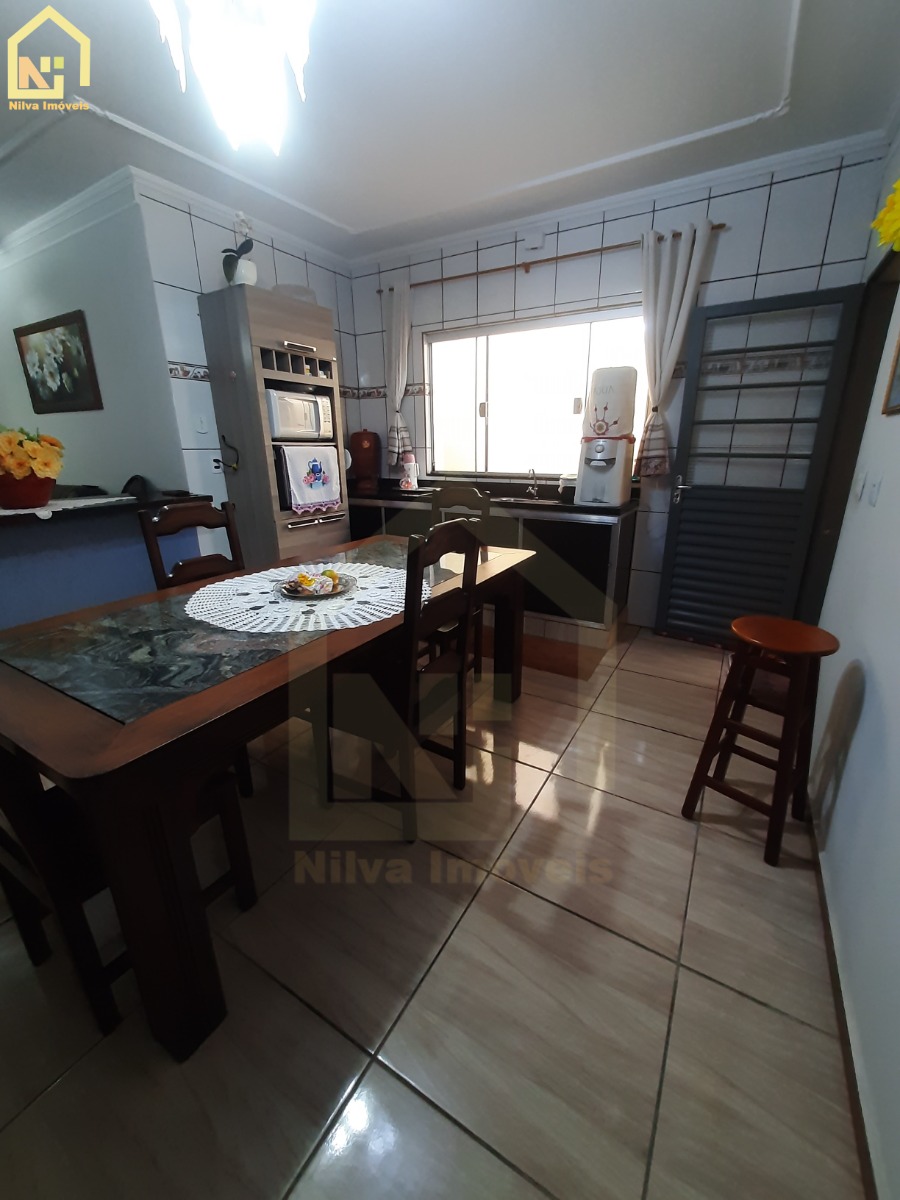 Imagens do imóveis Casa (Padrão), com 2 quartos e 1 banheiros à Venda, 236 m² em Vargem Grande do Sul/SP