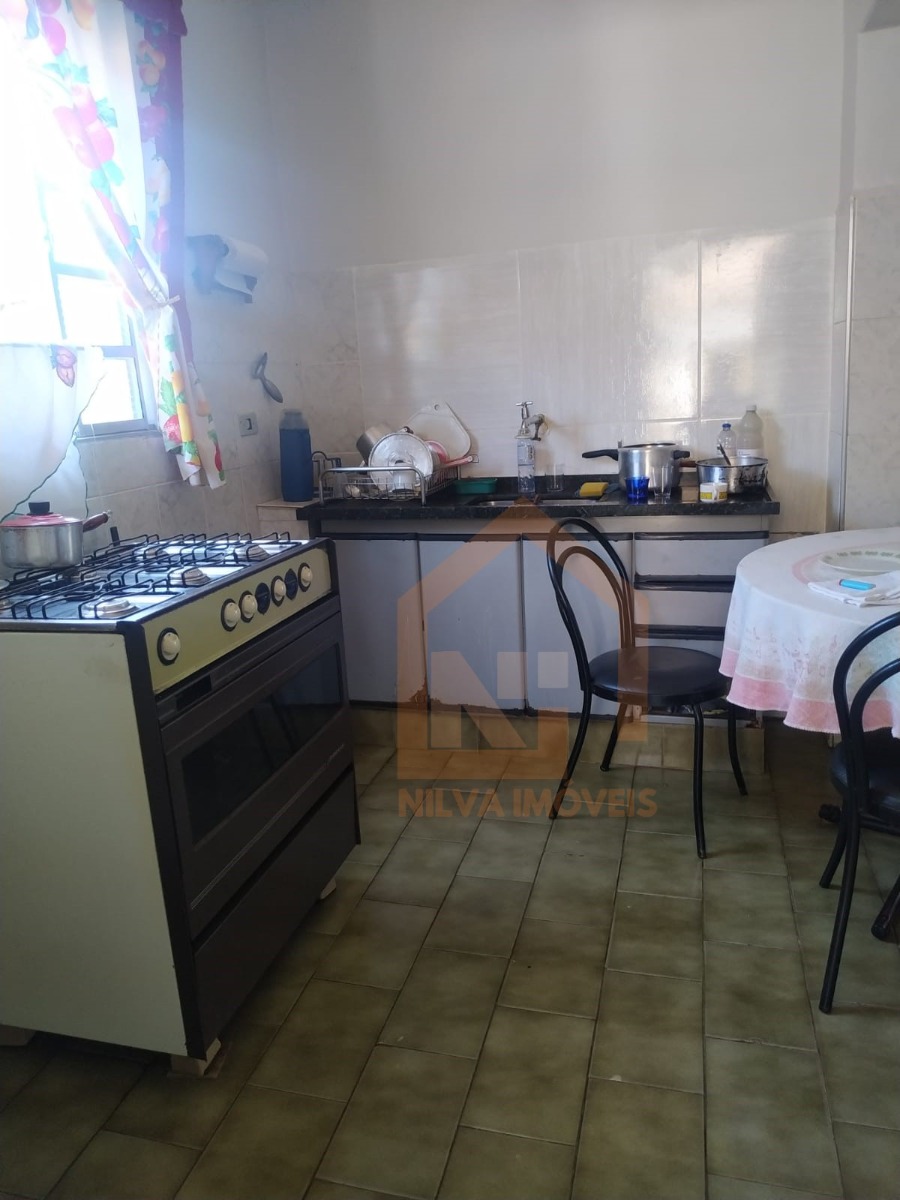 Imagens do imóveis Casa (Padrão), com 4 quartos e 2 banheiros à Venda, 282 m² em Vargem Grande do Sul/SP