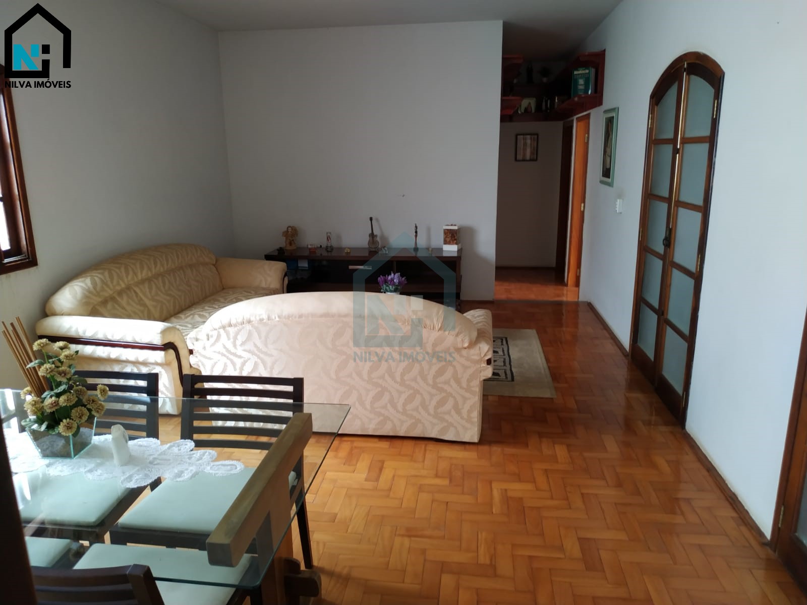 Imagens do imóveis Casa (Padrão), com 3 quartos e 3 banheiros à Venda, 710 m² em Vargem Grande do Sul/SP