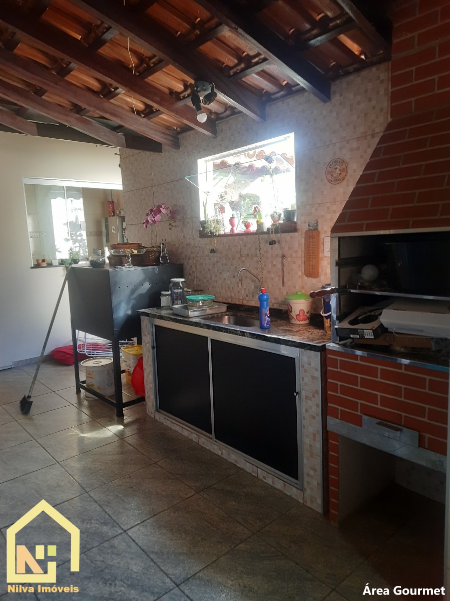 Imagens do imóveis Casa (Padrão), com 3 quartos e 3 banheiros à Venda, 190 m² em Vargem Grande do Sul/SP